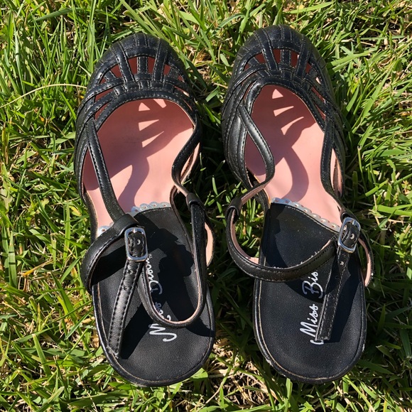 Miss Bison Pumps Platform Heels Size 7 - Picture 1 of 4